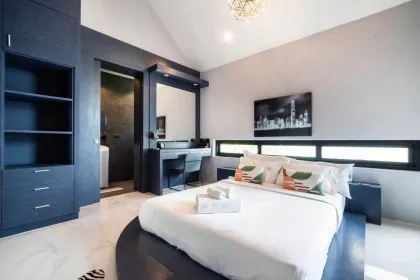 Moderne Loft-Villa mit 3 Schlafzimmern und 4 Bädern in The Granary (Wallaya)