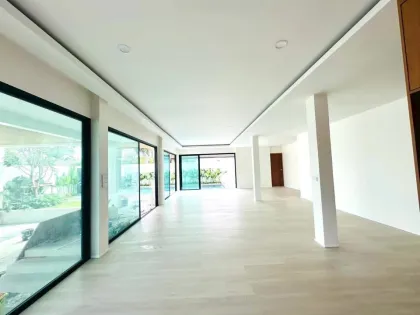 Вилла с бассейном в продаже в Neramit Village 5, Таланг