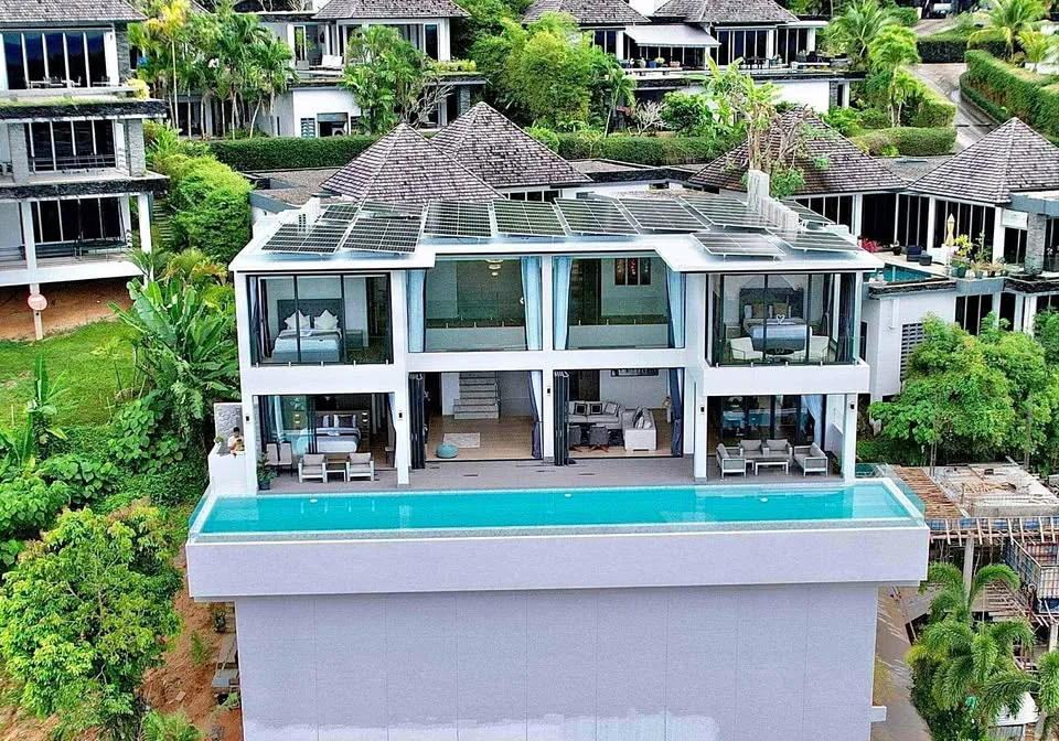 Luxuriöse 6-Zimmer-Villa in Layan, Thalang, Phuket