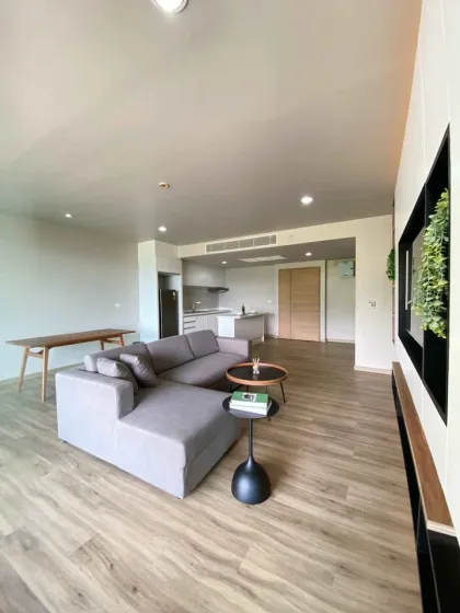 Appartement 2 Chambres 2 Salles de Bain au Veloche Group Condominium, Plage de Karon