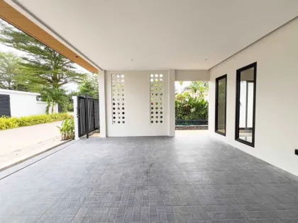 2-Bedroom 3-Bathroom Pool Villa near Laguna Cherngtalay, Nai Yang