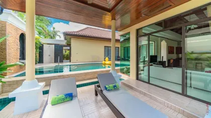 Luxury 4-Bedroom Garden Villa Near Bang Tao Beach