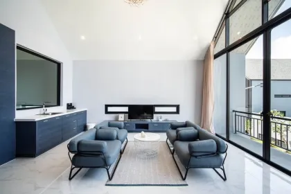 Luxuriöse 3-Zimmer-Villa mit Pool in Bangtao