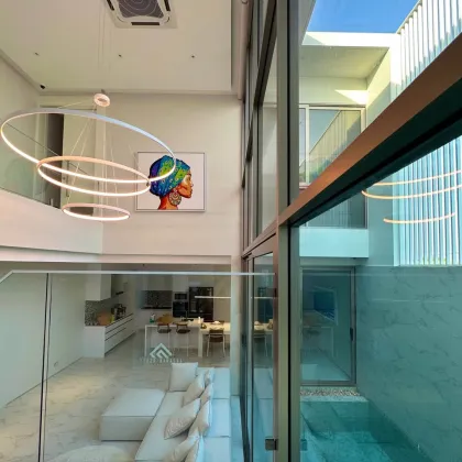 Luxus 3-Zi.-5-Ba.-Villa mit Pool in Top-Lage Bang Tao