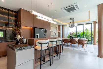 Villa de lujo con vista al mar, 3 habitaciones y 4 baños en Rawai
