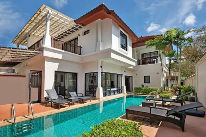 4-спальная вилла с бассейном в Laguna Village, Cherng Talay