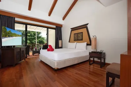 4-спальная вилла с бассейном в Laguna Village, Cherng Talay