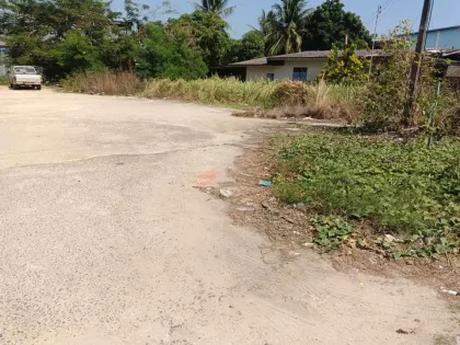 Terreno en venta en zona comercial principal de Baan Don, Cherng Talay
