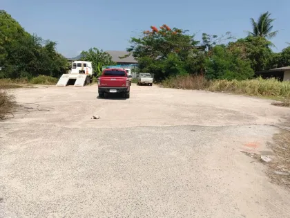 Terreno en venta en zona comercial principal de Baan Don, Cherng Talay