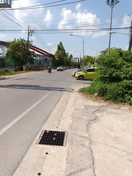 Terreno en venta en zona comercial principal de Baan Don, Cherng Talay