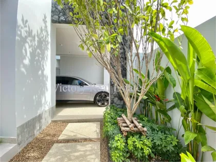 Modern 3-Bed Pool Villa with Private Pool in Bang Tao