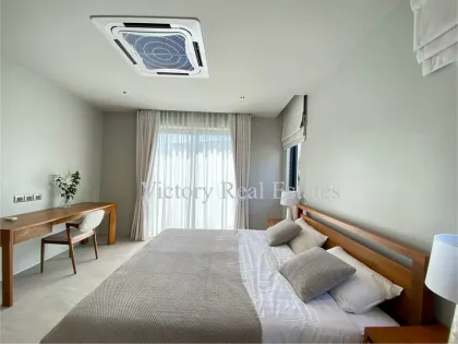 Modern 3-Bed Pool Villa with Private Pool in Bang Tao