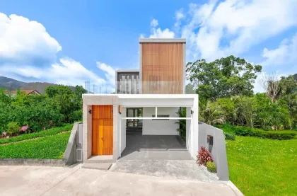 Villa neuve avec piscine privée à vendre à Manik Bangtao