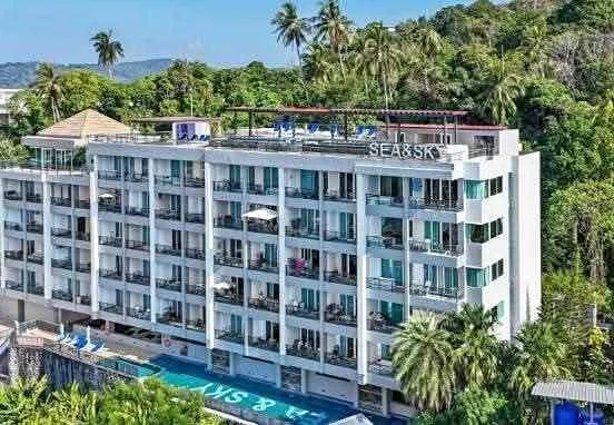 1-комнатная квартира с видом на море в SEA & SKY CONDO Карон