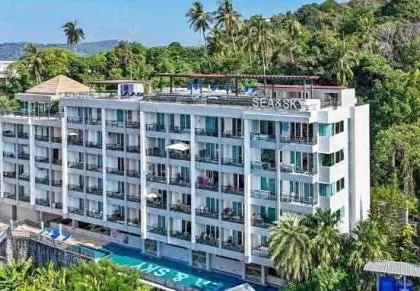 1-комнатная квартира с видом на море в SEA & SKY CONDO Карон