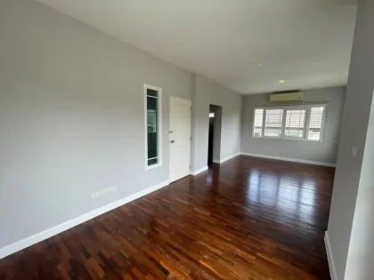 Вилла с 3 спальнями на продажу в 88 Land & Houses Hill Side, Чалонг, Пхукет