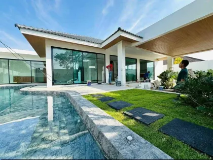 Private Pool Villa in Paklok, 4 Beds, 5 Baths for Sale