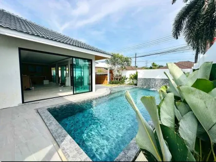 Private Pool Villa in Paklok, 4 Beds, 5 Baths for Sale