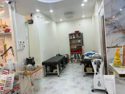 Business for Sale - Fully Equipped Beauty Salon in Patong