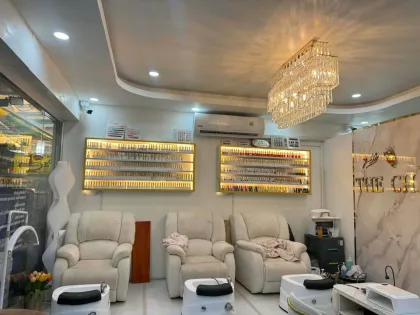 Business for Sale - Fully Equipped Beauty Salon in Patong