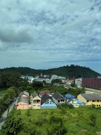 Продаётся 1-комнатная квартира в престижном районе Кату
