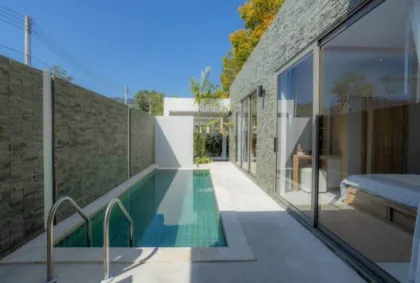 Villa privada con piscina, 2 dormitorios y 2 baños en Manik – Cherngtalay, Phuket