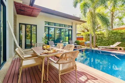 Eck-Poolvilla in Bang Tao & Laguna Phuket zu verkaufen
