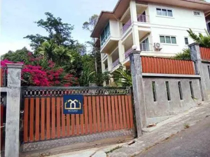 卡玛拉黄金地段5卧室带泳池别墅出售