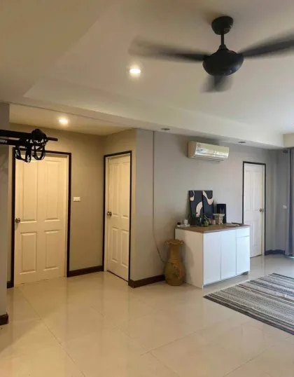 Amplio apartamento de 2 habitaciones cerca de Nai Harn Beach, Rawai