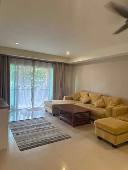 Amplio apartamento de 2 habitaciones cerca de Nai Harn Beach, Rawai