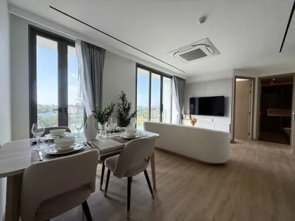 邦涛湖景两卧室公寓出售