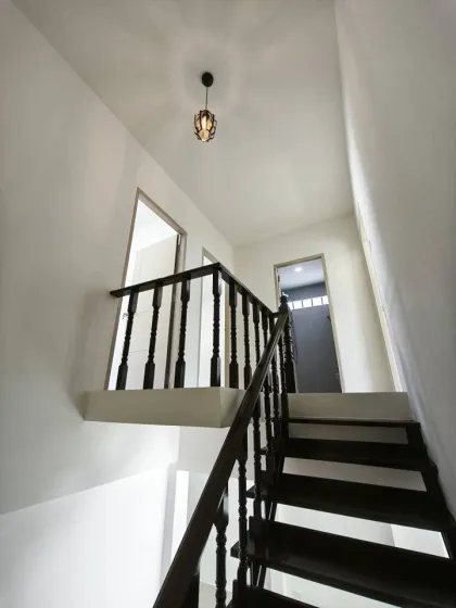 ทาวน์เฮาส์มุม 2 ชั้น Phuket Inter Villa โคเกา