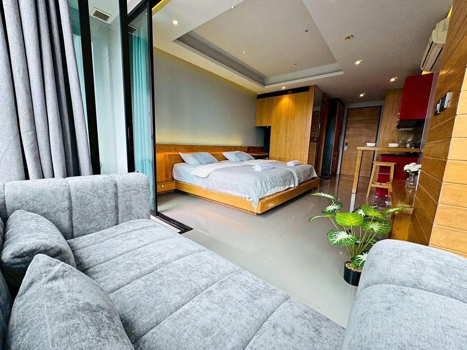 Modern 1-Bedroom Studio Apartment in Rawai