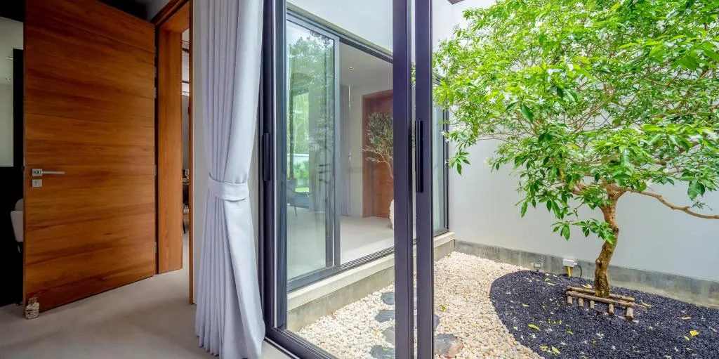 Botanica Four Seasons - Autumn Modern Loft