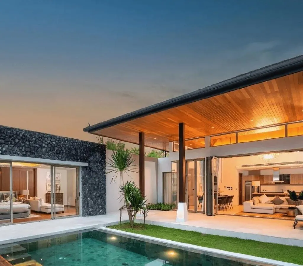 Botanica Four Seasons - Summer Signature Tropical Balinese