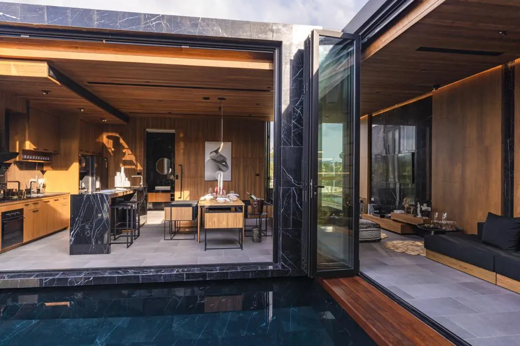 The Victory Villas