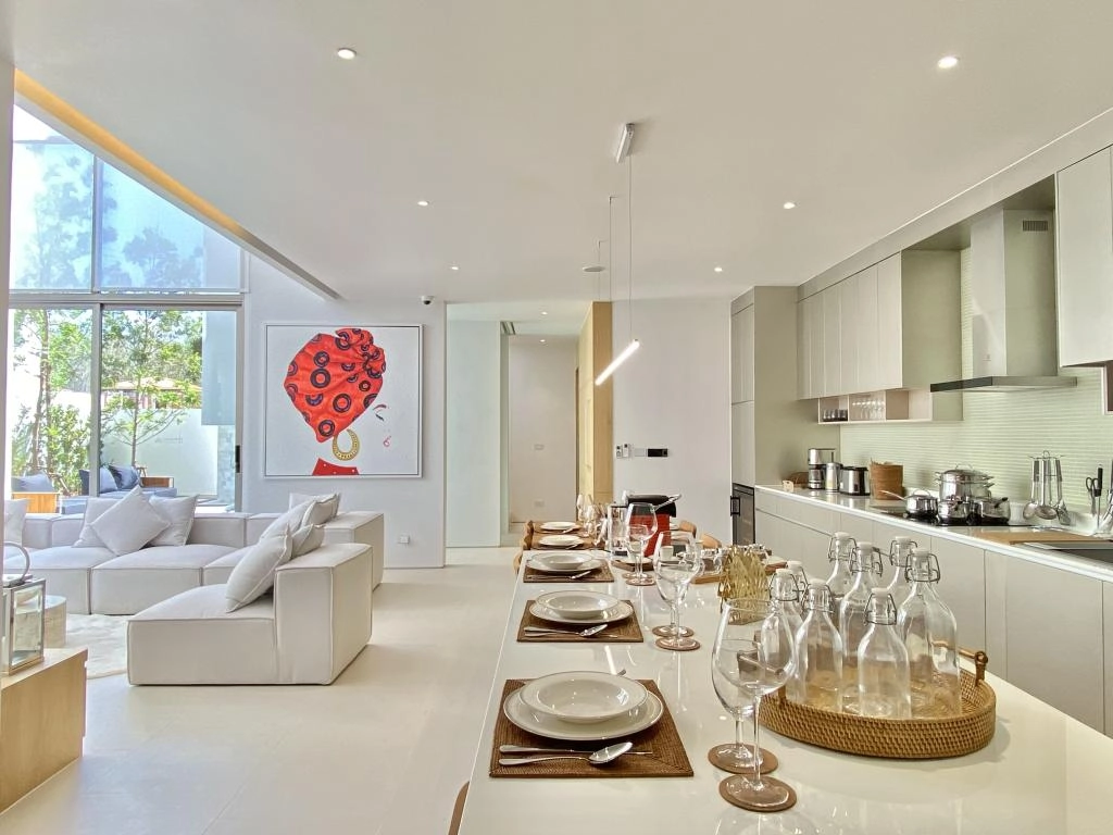 LuxPride Villas