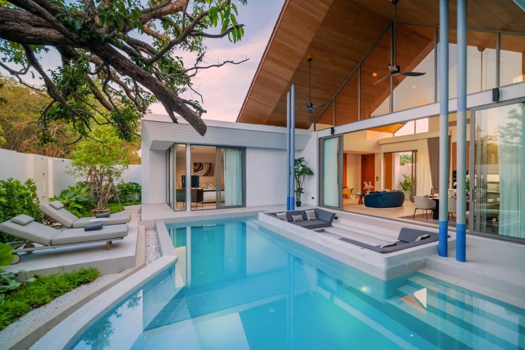 Botanica Louvre Villas