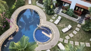 Surin Sabai Condominium