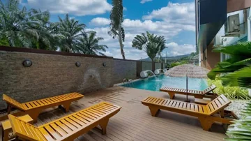 Chic Condominium