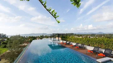 6th Avenue Condominium