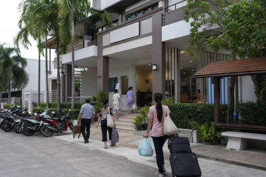Ratsada abre un alojamiento gratuito de 99 camas para pacientes de Vachira y sus familias